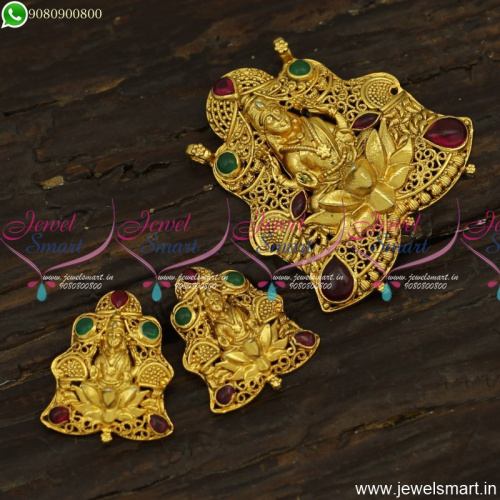 Astonishing Gold Temple Jewellery Inspired Dollar Designs Small Ear Studs PS23915
