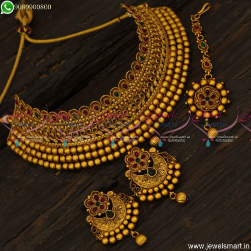 New Gold Design Choker Necklace Matte Reddish Chand Bali Earrings Maang Tikka  NL23694