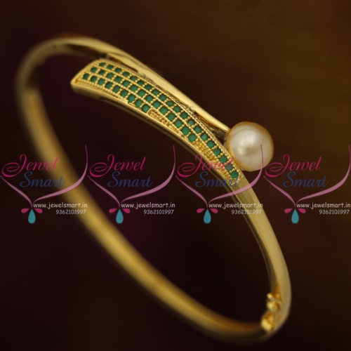 B10267 Emerald Green Small Size Stylish Smooth Finish Open Type Bracelets Fashion Jewellery Buy Online