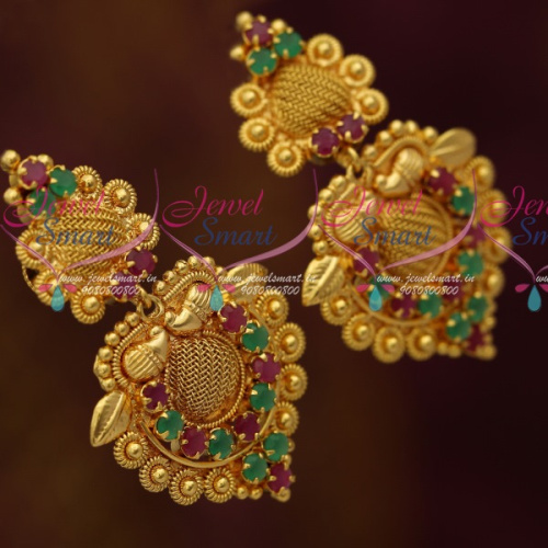 ER11373 Woven Emboss Design South Indian Jewellery Screwback AD Red Green Stones Collections