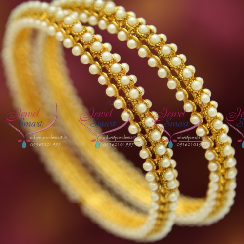 B3183M 2.6 Size Synthetic Pearl Bangles Antique High Gold Plating Fancy Low Price Jewellery
