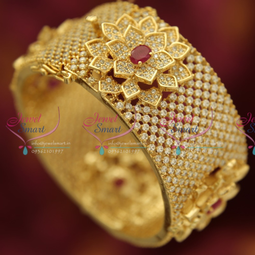 B3424M 2.6 Size Gold Plated Diamond Finish Screw Open Broad Kada Bangles Grand Jewellery