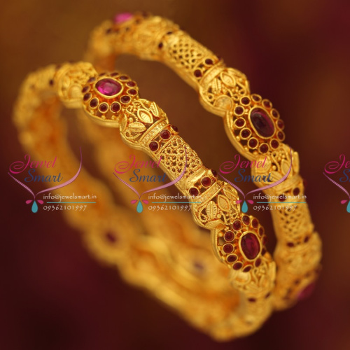 B5766M 2.6 Size Kemp Traditional Gold Design Fancy Bangles Lowest Price Online
