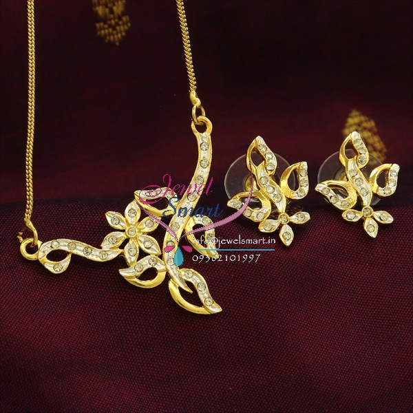 Arghyaa Dancing Heart Pendant Set with Earring