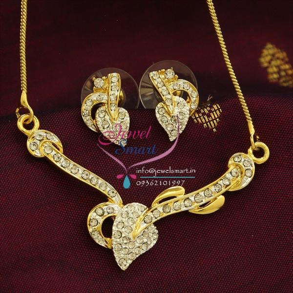 Gold Plated Pendant Set With Earrings at Rs 350/piece in Surat | ID:  23004235230