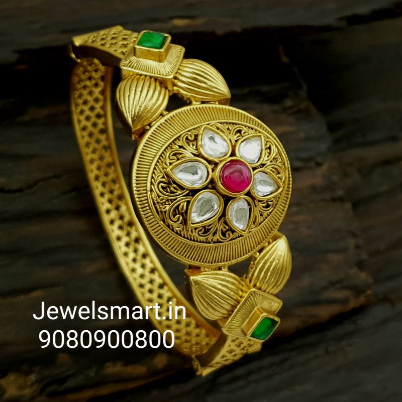 Leaf Adorned Antique Kundan 22k Gold Bangles – Andaaz Jewelers
